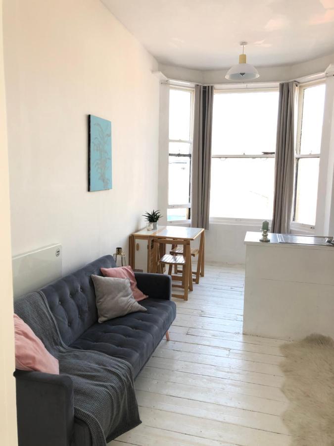 New! Seaside Central Scarborough Apartment Εξωτερικό φωτογραφία