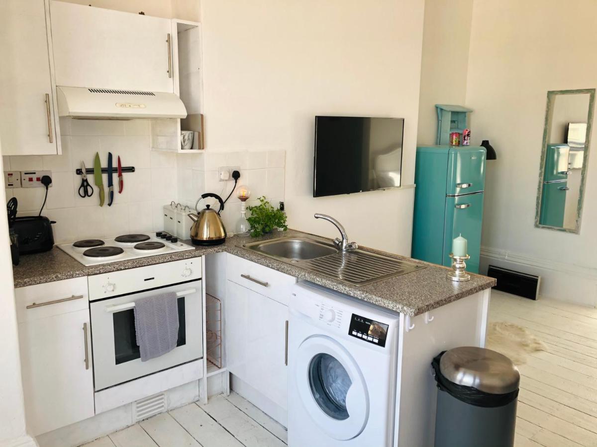 New! Seaside Central Scarborough Apartment Εξωτερικό φωτογραφία