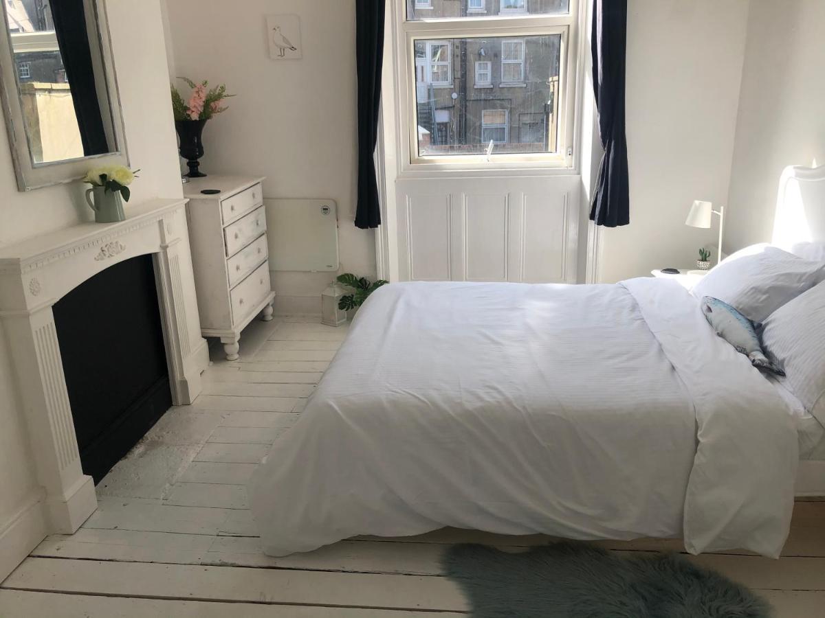New! Seaside Central Scarborough Apartment Εξωτερικό φωτογραφία