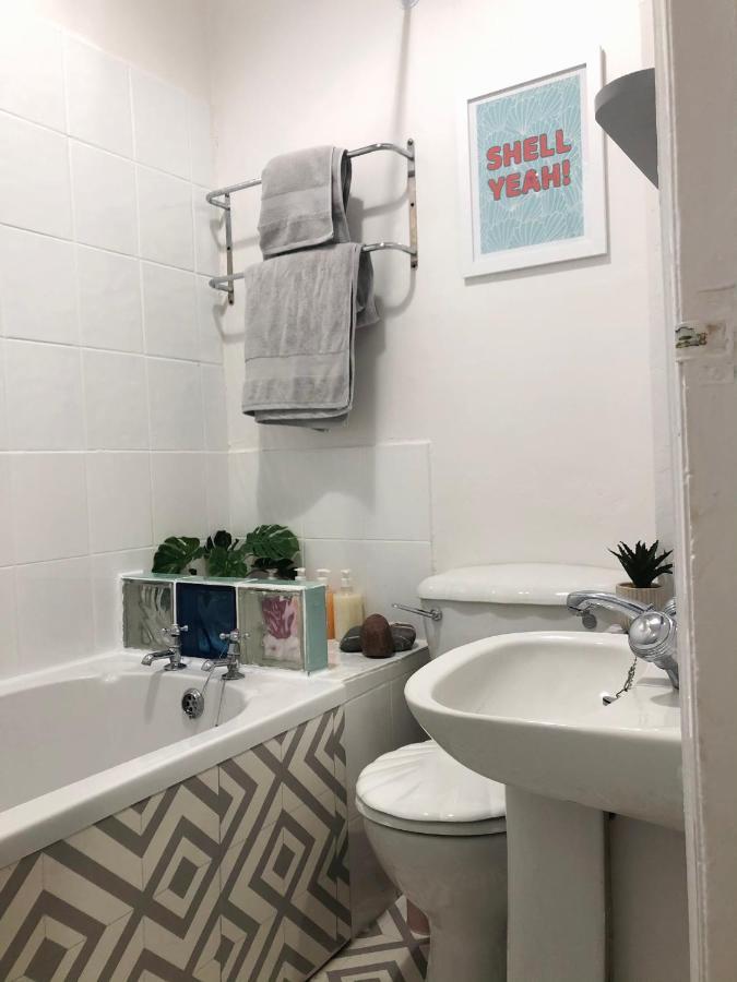New! Seaside Central Scarborough Apartment Εξωτερικό φωτογραφία